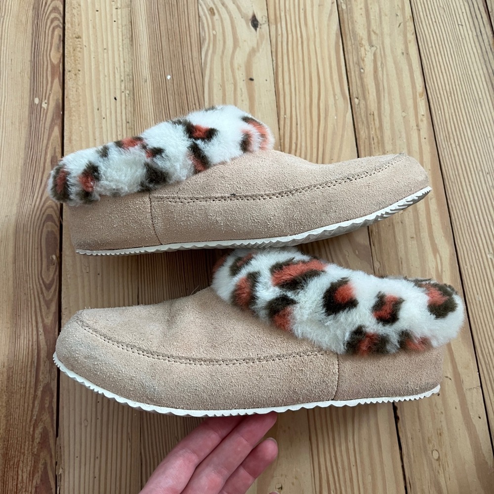 Sorel Nakiska Scuff Tan Suede Leopard Faux Fur Slippers NL4887-260 Womens 7 - Picture 6 of 8